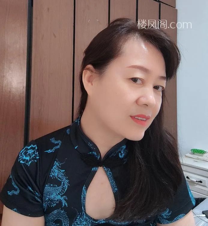 江苏省南京市鼓楼湖南路鼓楼三通姐的公开照片