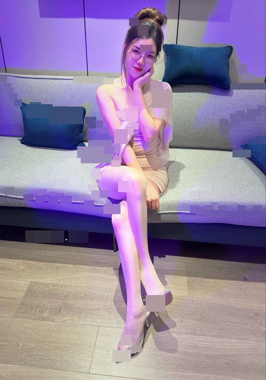 江苏省苏州市高级少妇下海兼职的公开照片