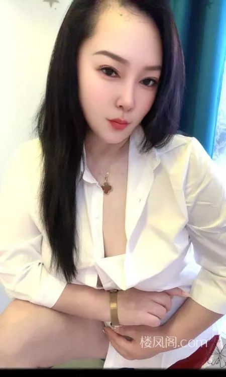 江苏省苏州市兴南华庭西区苏州一米七爆乳大屁股的公开照片